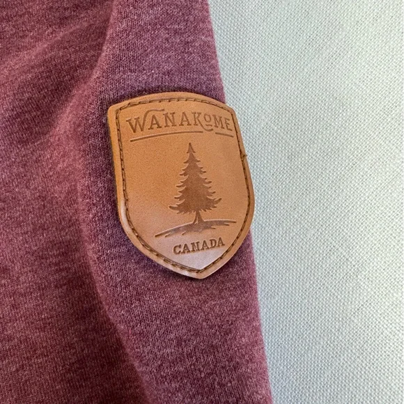 Wanakome Sweatshirt size small - Picture 5 of 12